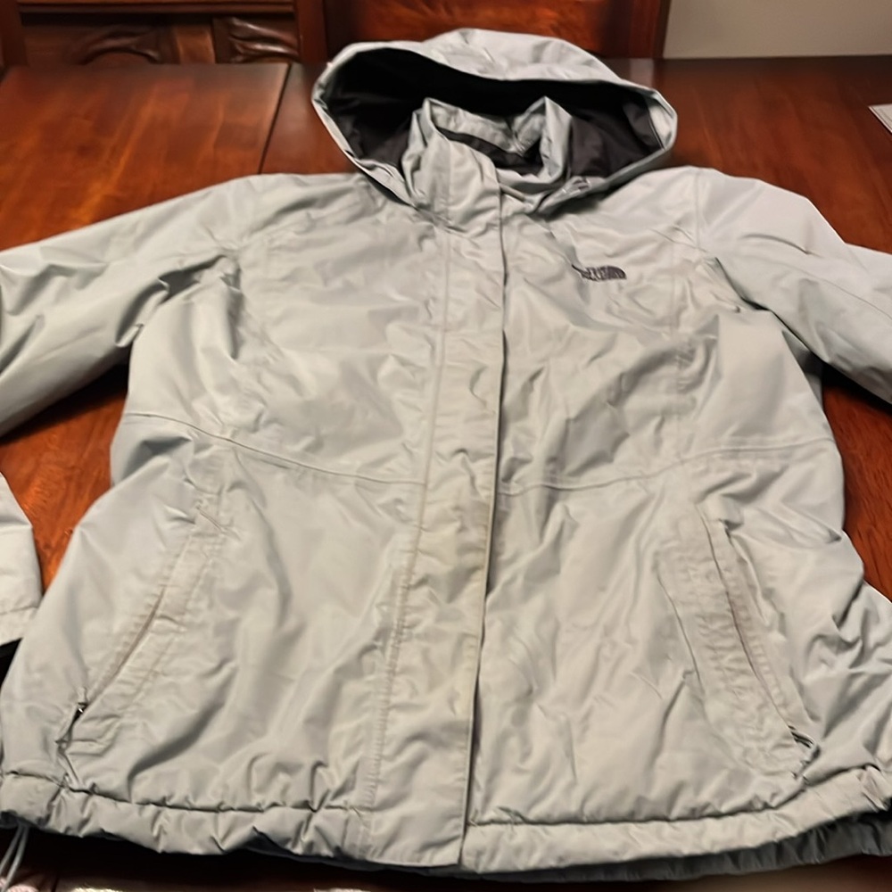 The North Face Women's Gray Hooded Jacket Raincoat Size Large - Picture 5 of 11